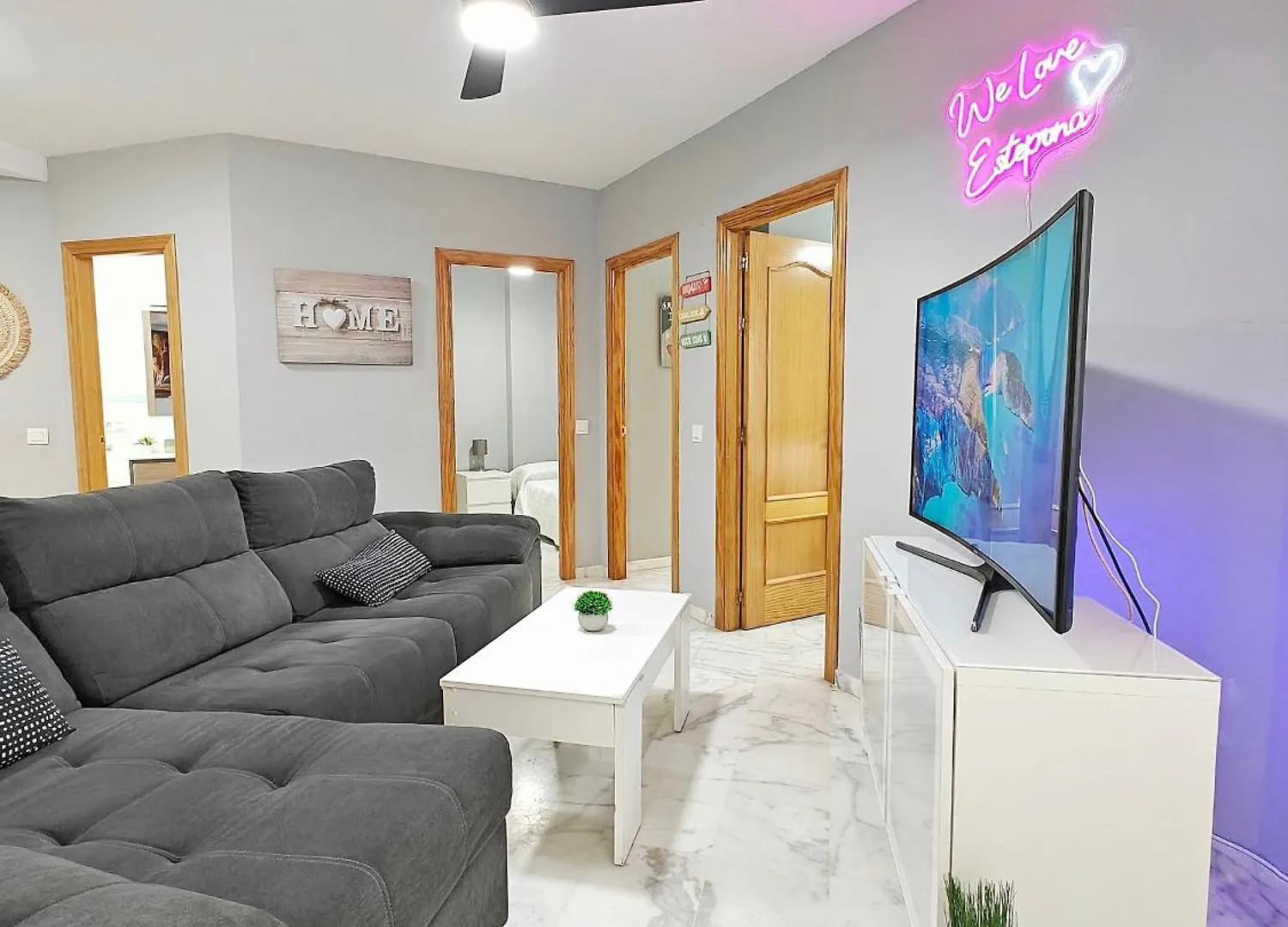 Moderno Piso Centrico 3 Habitaciones Junto Al Mar Estepona 0*,
